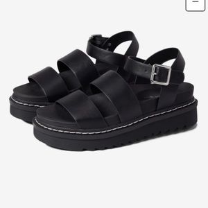 Madden Girl Sandals Chunky Lug Flatform Platform Black NWT